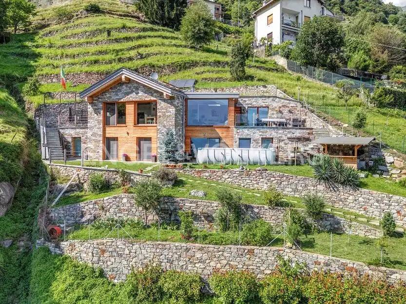 Villa a Chiavenna in Via Ezio Vanoni - Foto 3
