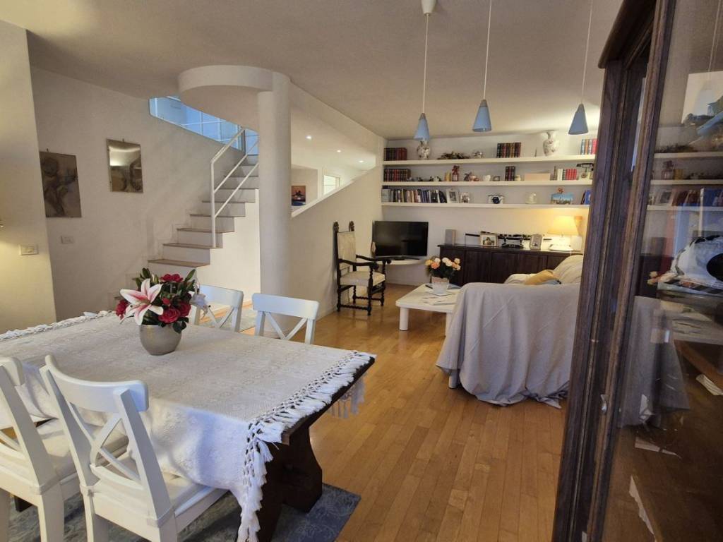 Attico / mansarda a Viareggio in Viale Regina Margherita, 66 - Foto 4