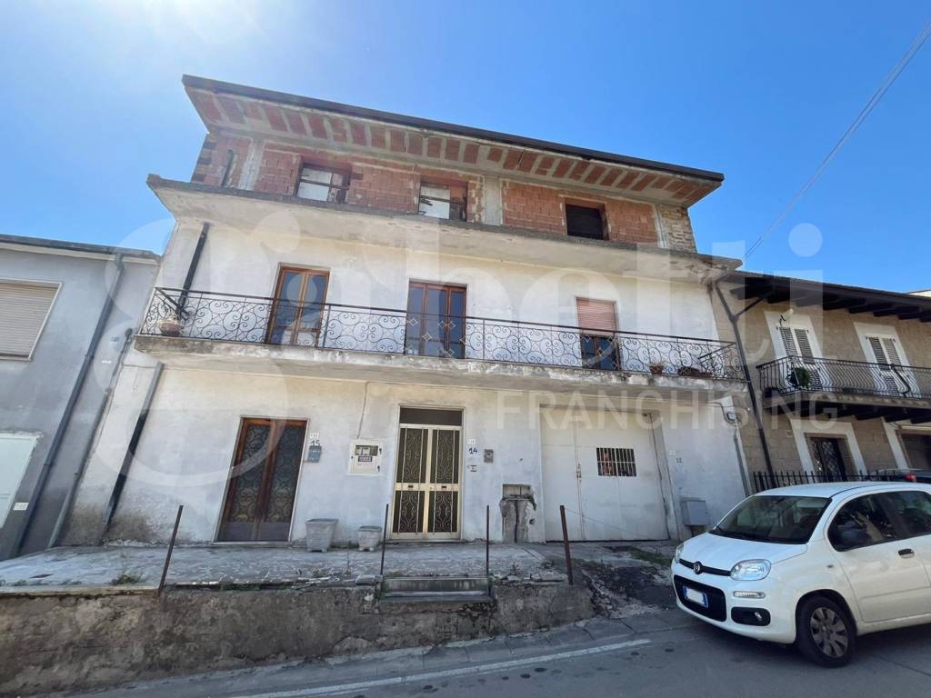 Casa indipendente a Alvignano in Via Luigi Corniello, 14 - Foto 2