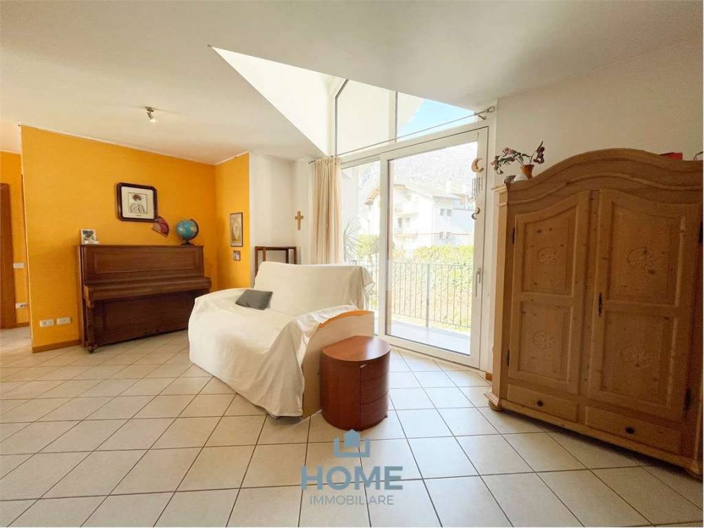 Appartamento a Chiavenna in Via A. Volta , 37 - Foto 2