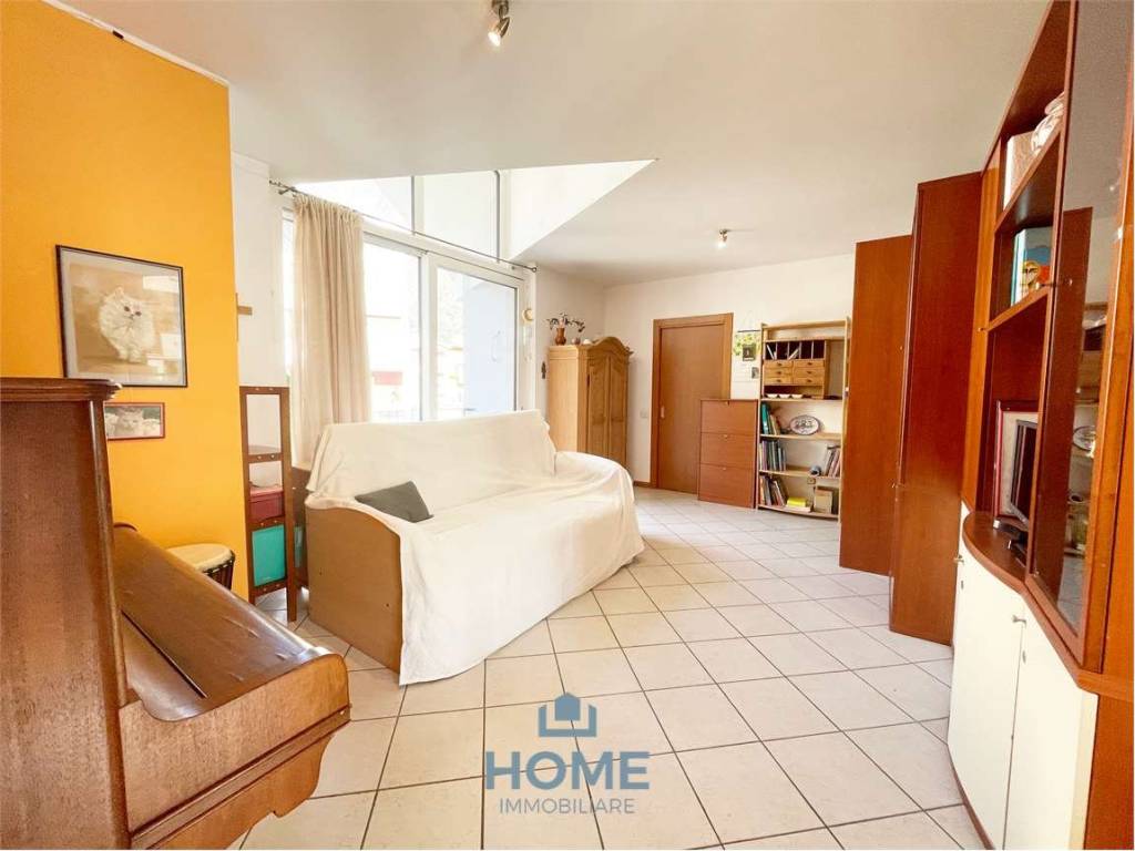 Appartamento a Chiavenna in Via A. Volta , 37 - Foto 3