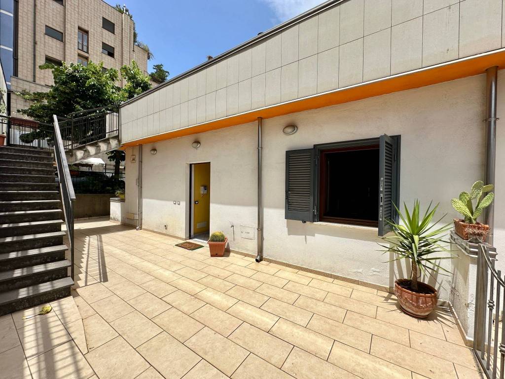 Appartamento a Cosenza in Viale Paolo Borsellino, 75 - Foto 2