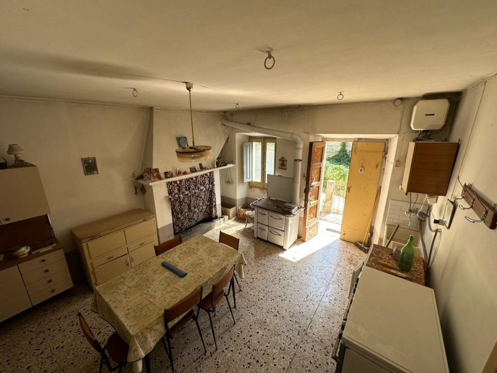Casa indipendente a Caramanico terme in Contrada Canale, 7 - Foto 4