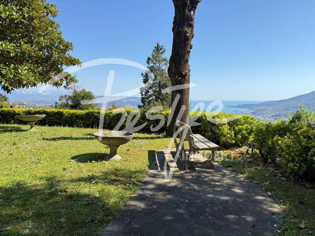 Villa a La spezia in Via Montalbano - Foto 2