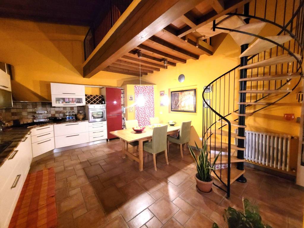 Appartamento a Prato in Via delle Colombaie - Foto 5