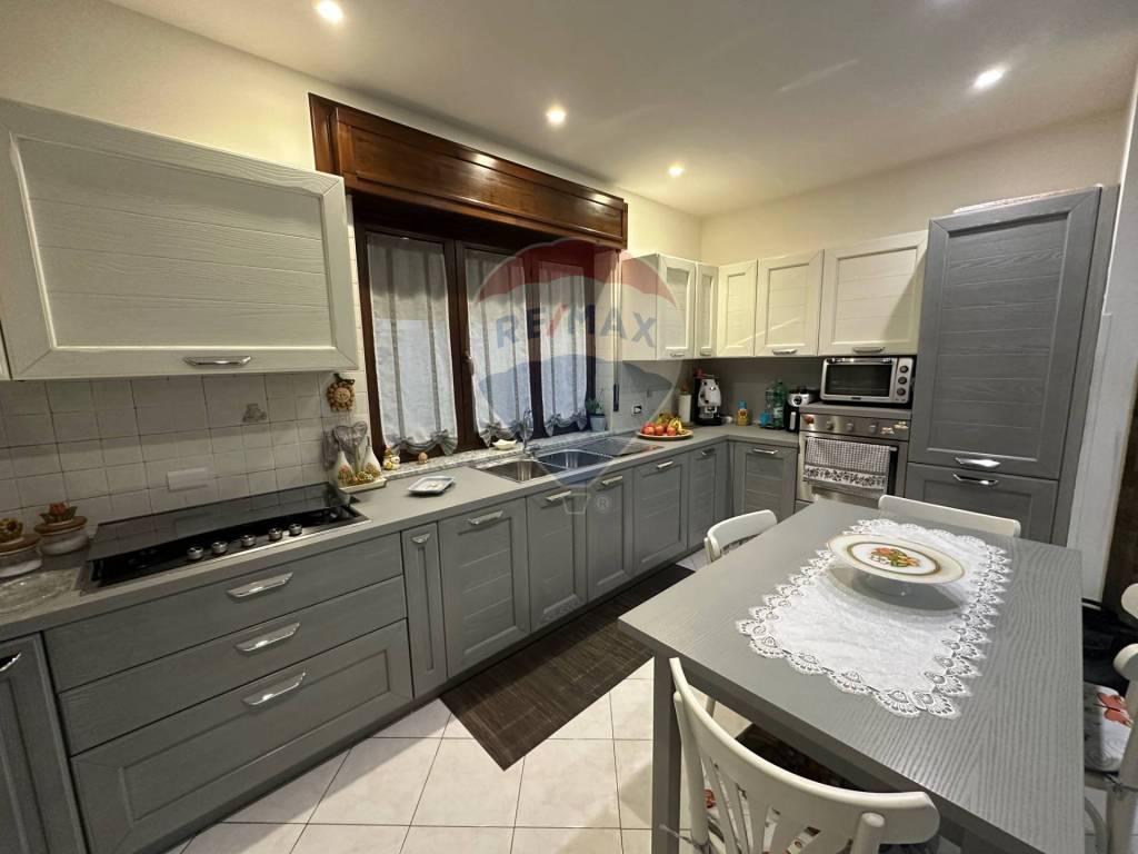 Appartamento a Morcone in via dei caraceni, 33 - Foto 5