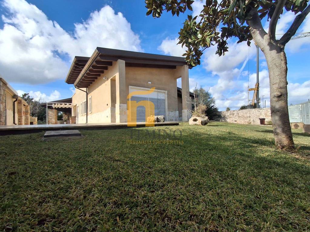 Villa a Neviano in Via John Fitzgerald Kennedy, 40 - Foto 2