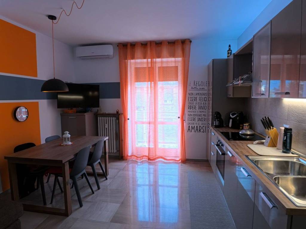 Appartamento a Lecco in Via Privata Vincenzo Monti, 8 - Foto 4