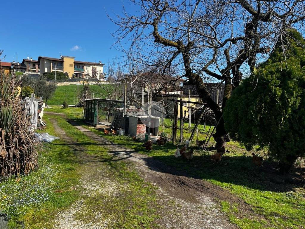 Terreno a Capriano del colle in Piazza Mazzini, 1 - Foto 4