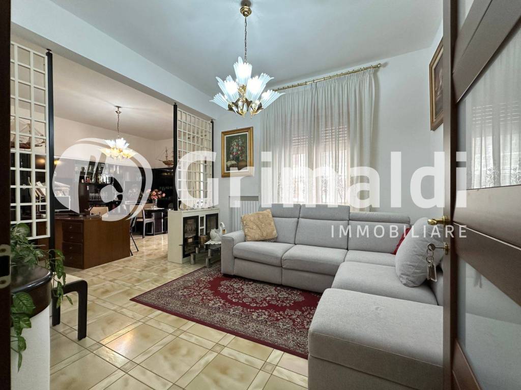 Appartamento a Salerno in Via Santa Maria a Mare - Foto 2