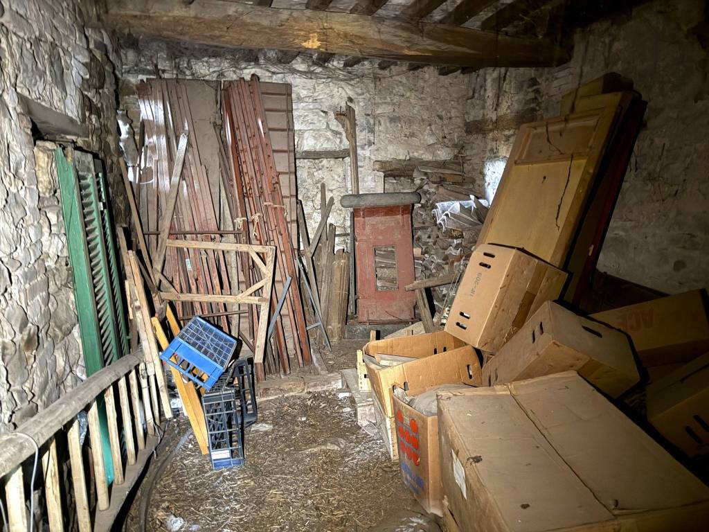 Casa indipendente a Castiglione del lago in Via Fratelli Bandiera - Foto 4