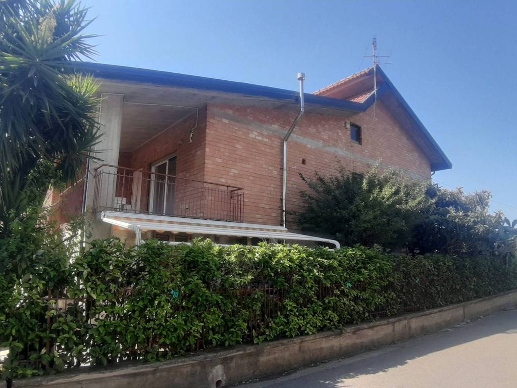 Villa a Albanella in Viale Giovanni XXIII, 53 - Foto 5