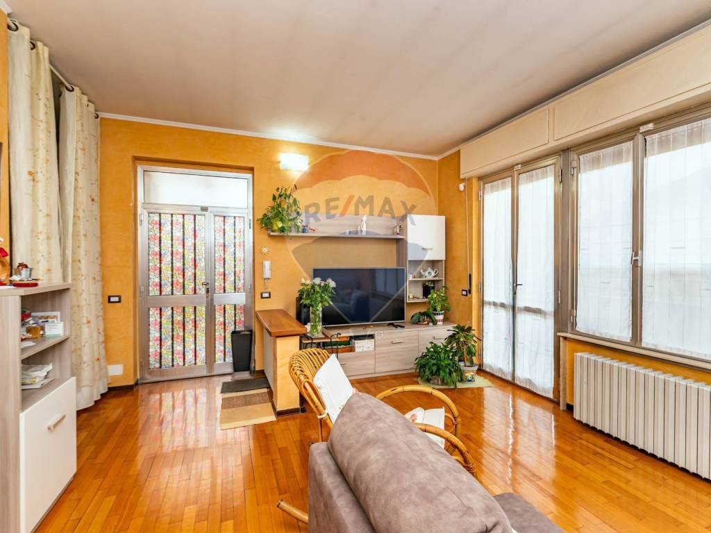 Villa a Caronno pertusella in via Verdi, 95 - Foto 5