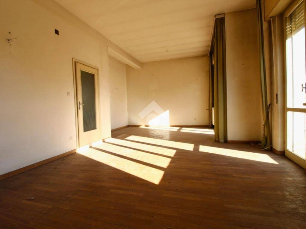 Appartamento a Ascoli piceno in Via Domenico Alaleona, 37 - Foto 4