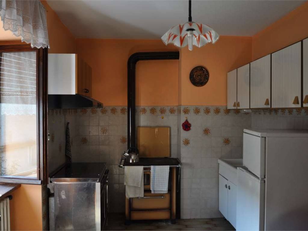 Casa indipendente a Antrona schieranco in Via Don Francesco Cerutti, 5 - Foto 5