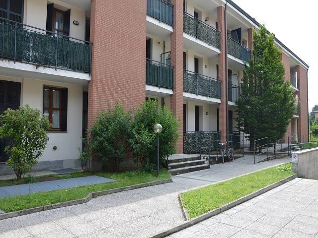 Appartamento a Cardano al campo in Via Alessandro Volta, 20 - Foto 2