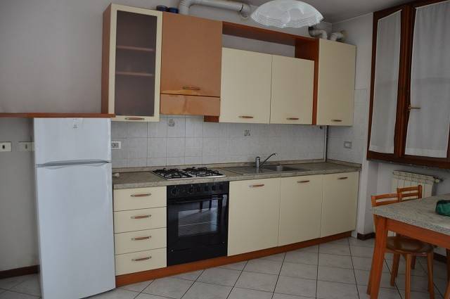 Appartamento a Cardano al campo in Via Alessandro Volta, 20 - Foto 4