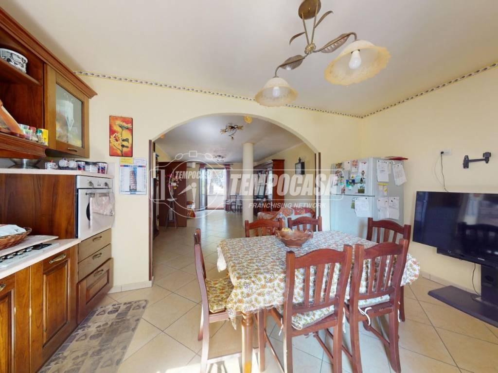Appartamento a Scorrano in Via Comunale Esterna Botrugno-Scorrano 1 - Foto 2