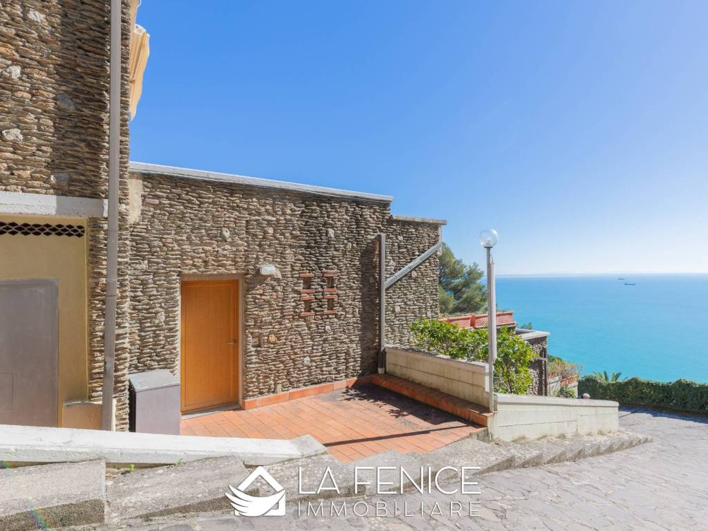 Appartamento a Ameglia in Via Punta Bianca, 8 - Foto 3