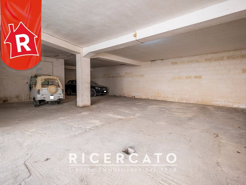 Box / garage a Lecce in Via Armando Diaz, 18 - Foto 2