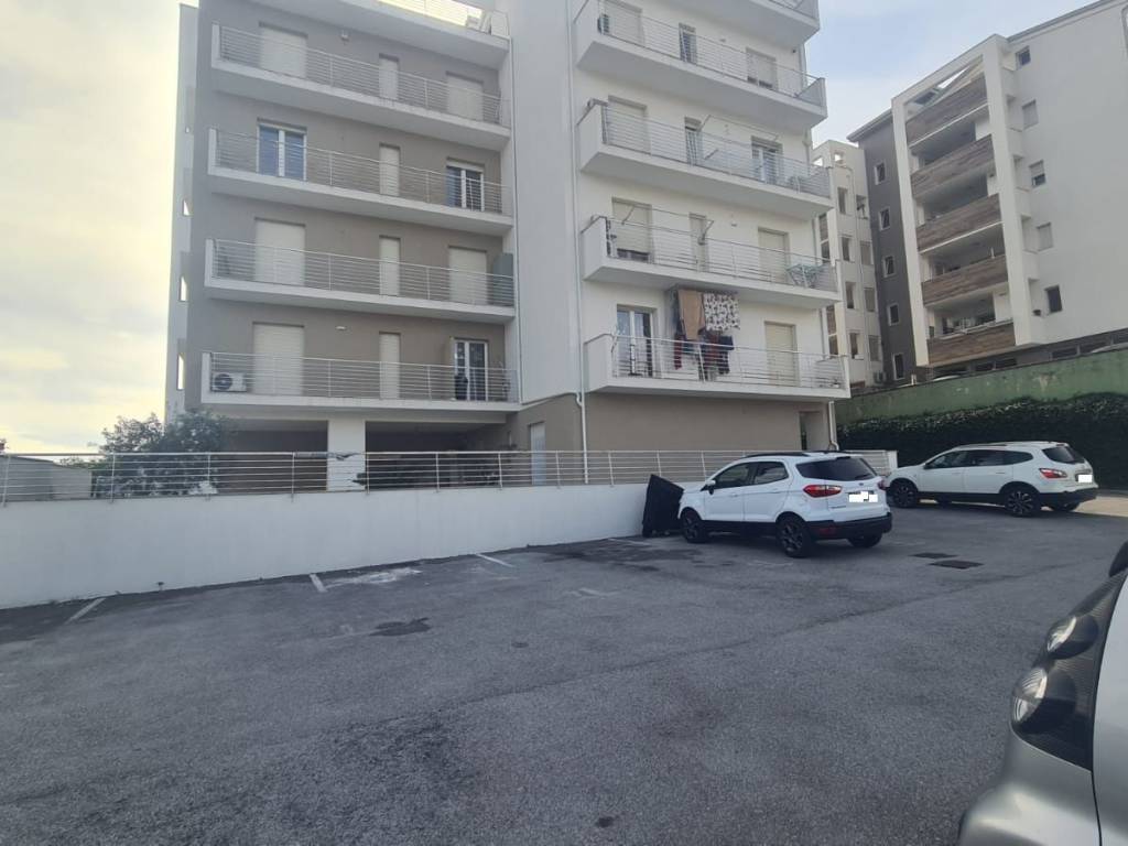 Appartamento a San cipriano picentino in Via Zona Industriale Campigliano - Foto 3