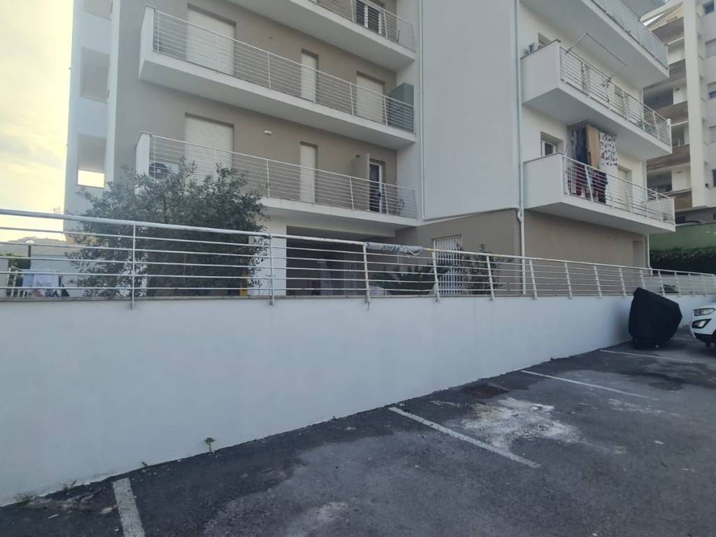 Appartamento a San cipriano picentino in Via Zona Industriale Campigliano - Foto 4