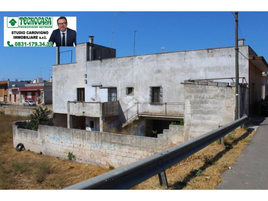 Casa indipendente a San michele salentino in Via Europa, 8 - Foto 3