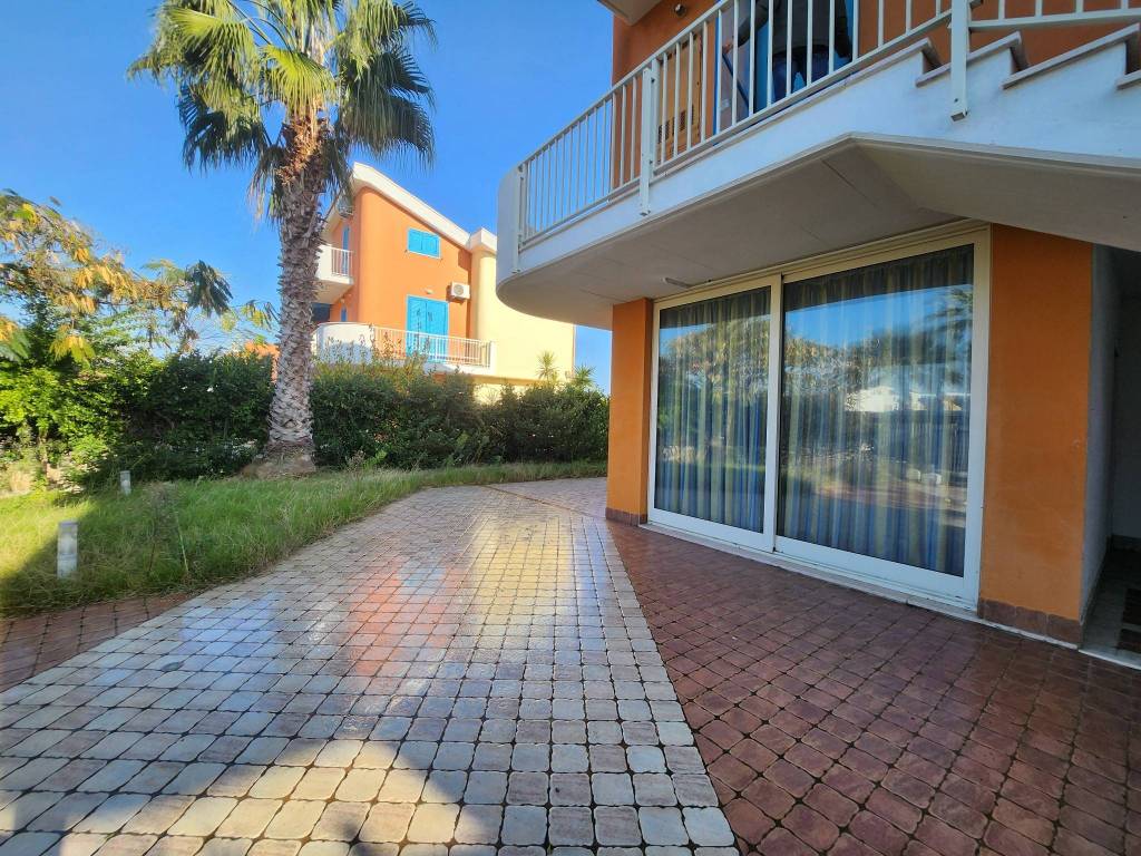 Appartamento a Termoli in Via di Rio Vivo, 303 - Foto 4