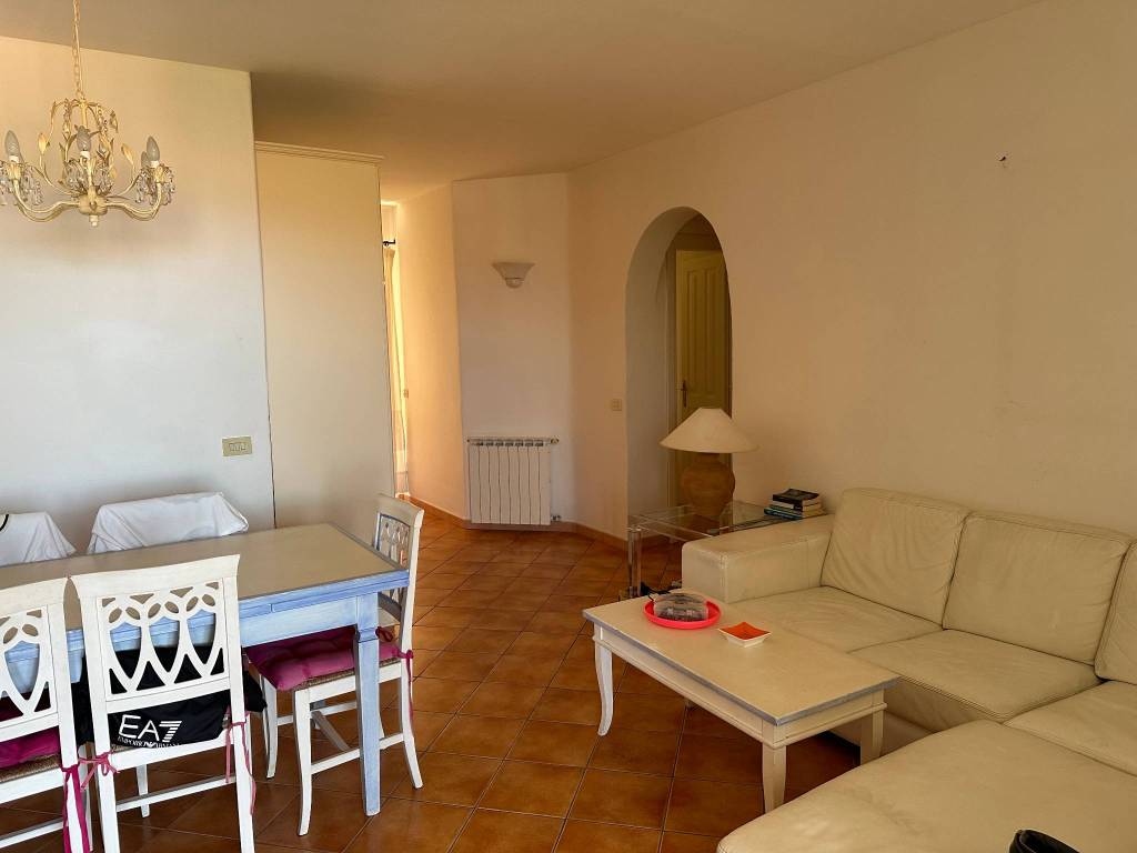 Appartamento a Arzachena in Via La Funtana - Foto 5