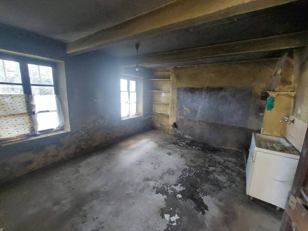 Casa indipendente a Donato in Via Martiri della Libertà, 11 - Foto 2