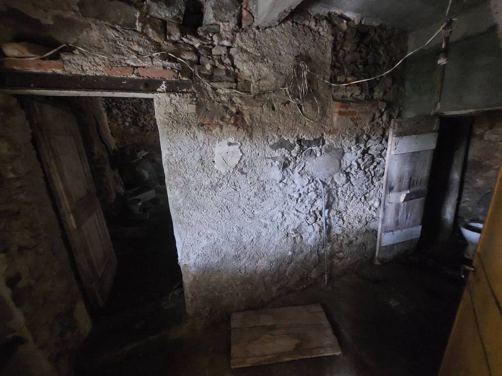Casa indipendente a Donato in Via Martiri della Libertà, 11 - Foto 5