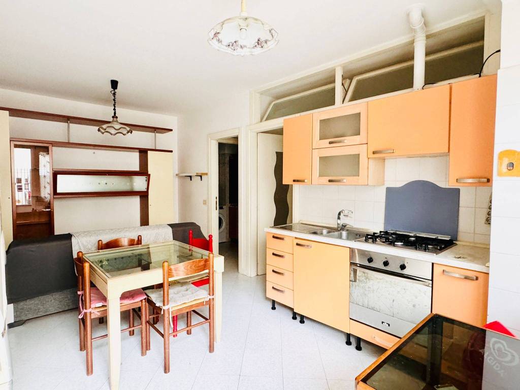 Appartamento a Valmadrera in Via Alessandro Volta, 20 - Foto 4