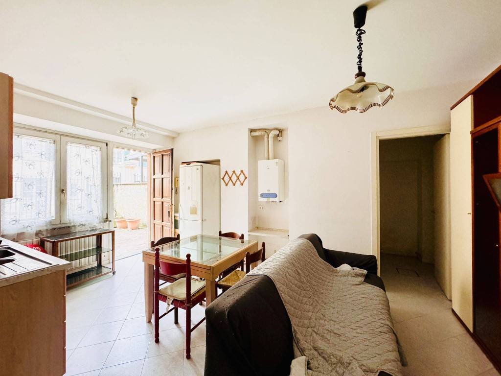 Appartamento a Valmadrera in Via Alessandro Volta, 20 - Foto 5