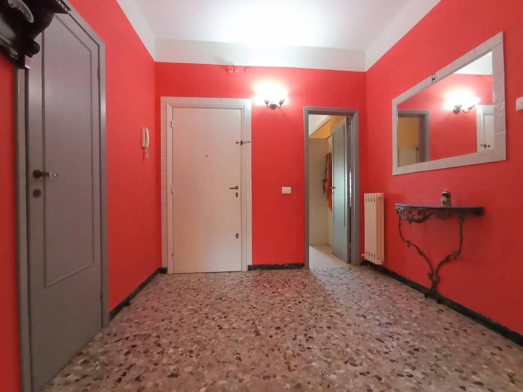 Appartamento a Falconara marittima in Via Nino Bixio - Foto 2