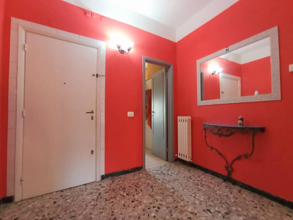 Appartamento a Falconara marittima in Via Nino Bixio - Foto 3