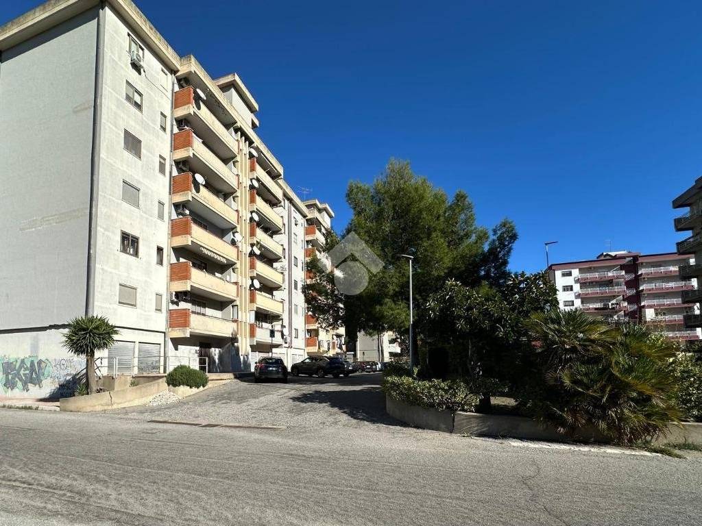 Appartamento a Crotone in Via bellini, 8 - Foto 2