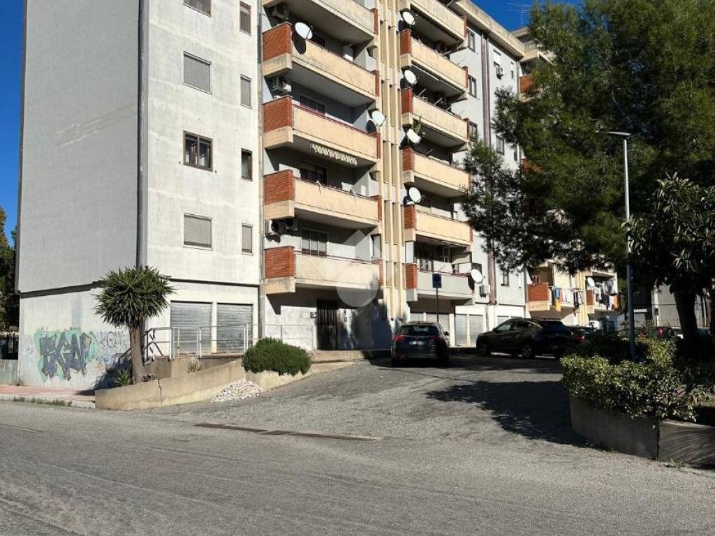 Appartamento a Crotone in Via bellini, 8 - Foto 4