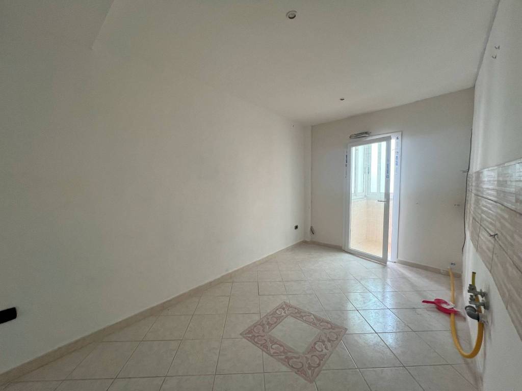 Appartamento a Taranto in Via Liguria, 45 - Foto 2