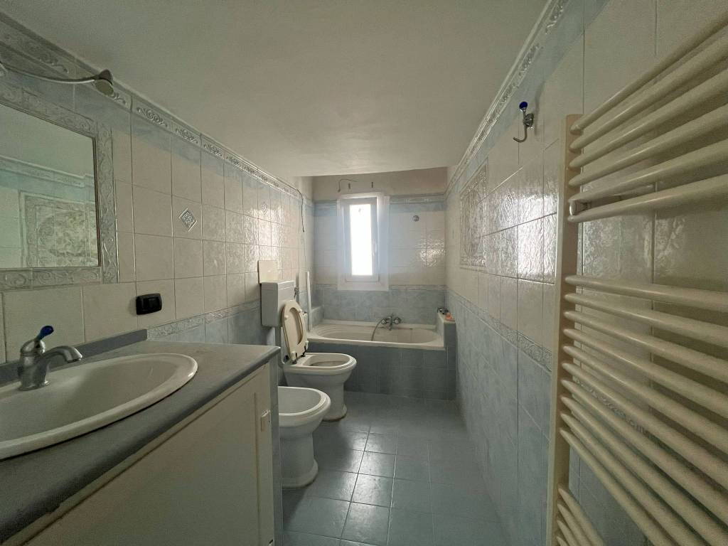 Appartamento a Taranto in Via Liguria, 45 - Foto 3