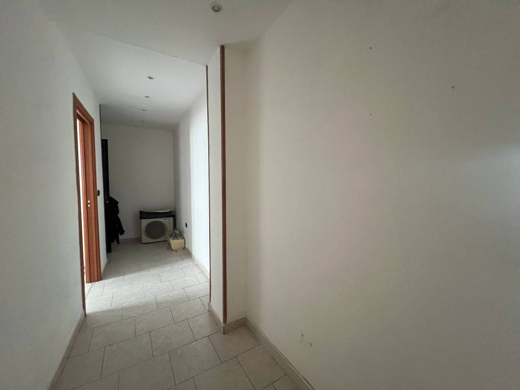 Appartamento a Taranto in Via Liguria, 45 - Foto 5