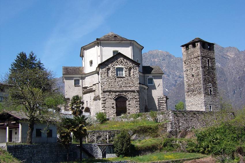 Casa indipendente a Ornavasso in Via Boden, 4 - Foto 3