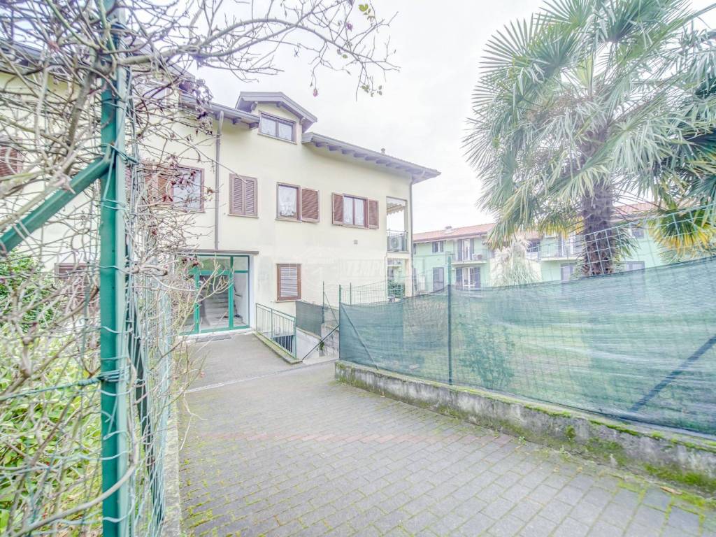 Appartamento a Borgo ticino in Via Principale - Foto 2