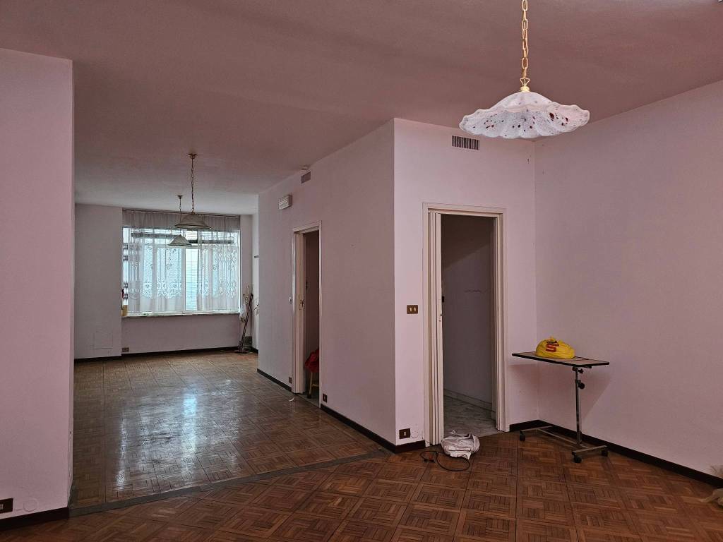 Appartamento a Biella in Galleria Da Vinci, 2 - Foto 2