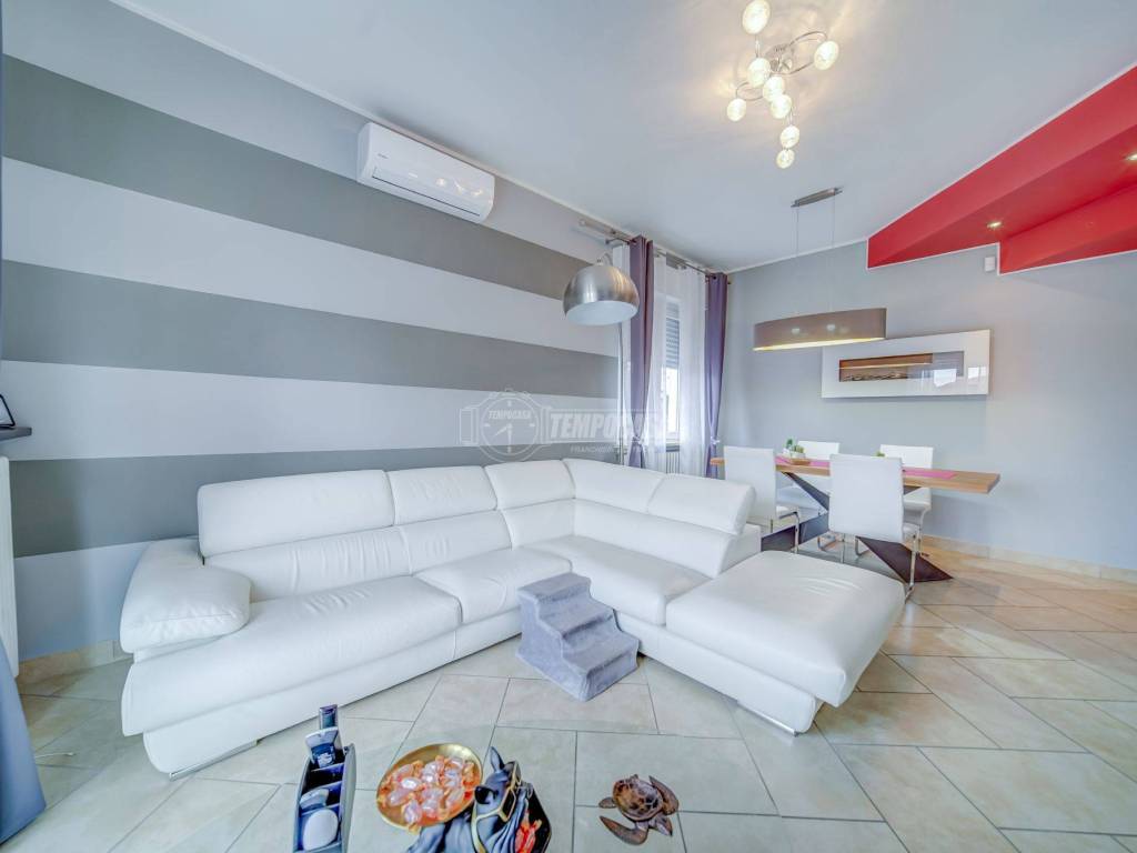 Appartamento a Albizzate in Via Solferino - Foto 4