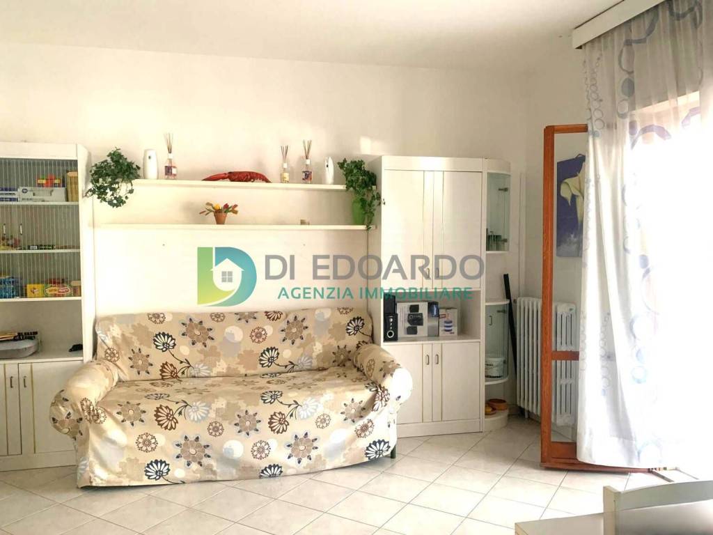 Appartamento a Martinsicuro in Lungomare Italia - Foto 3