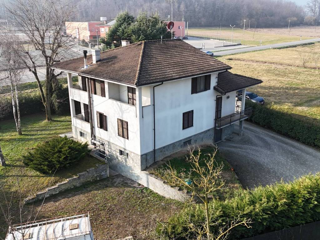 Casa indipendente a Mondovì in Via Cuneo, 140 - Foto 2