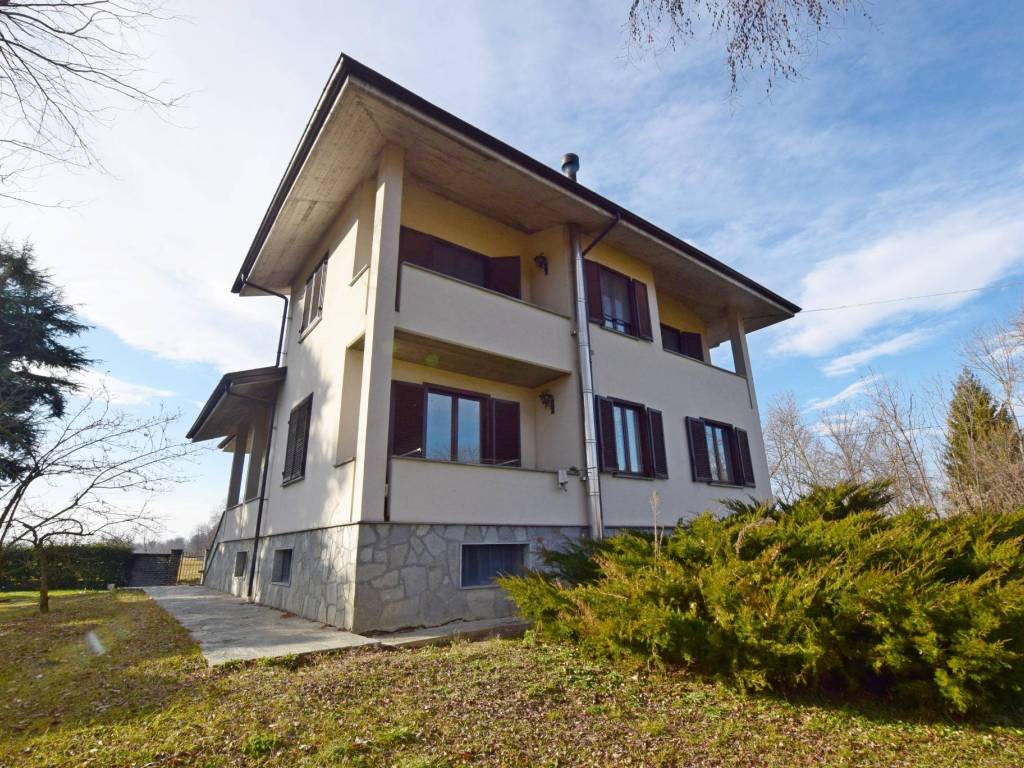 Casa indipendente a Mondovì in Via Cuneo, 140 - Foto 3
