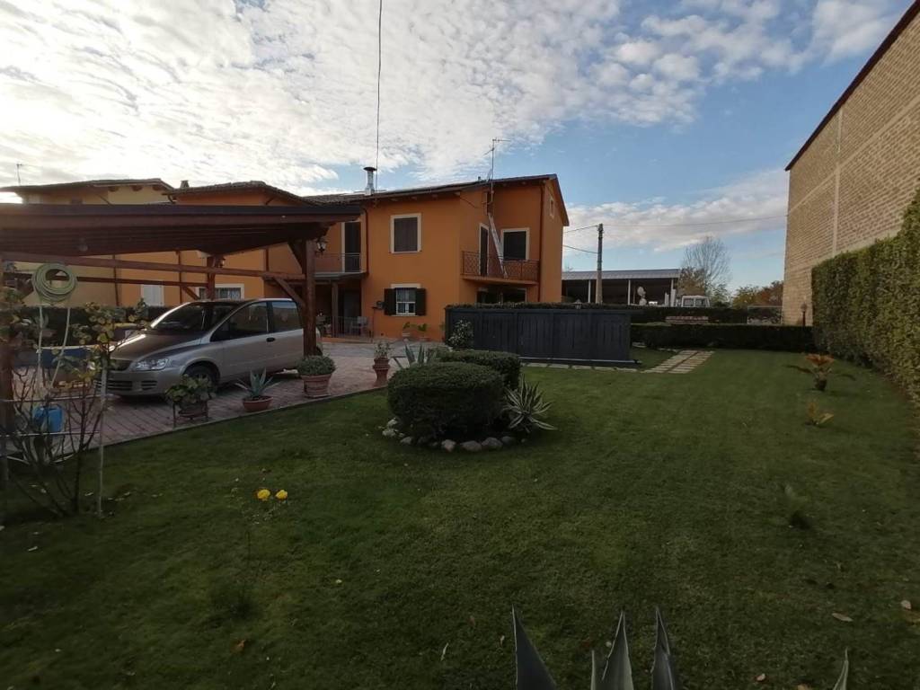 Casa indipendente a Trevi in Via Pozzo Grande - Foto 5