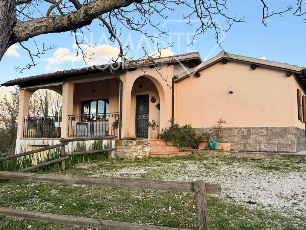 Rustico / casale a Castel ritaldi - Foto 2