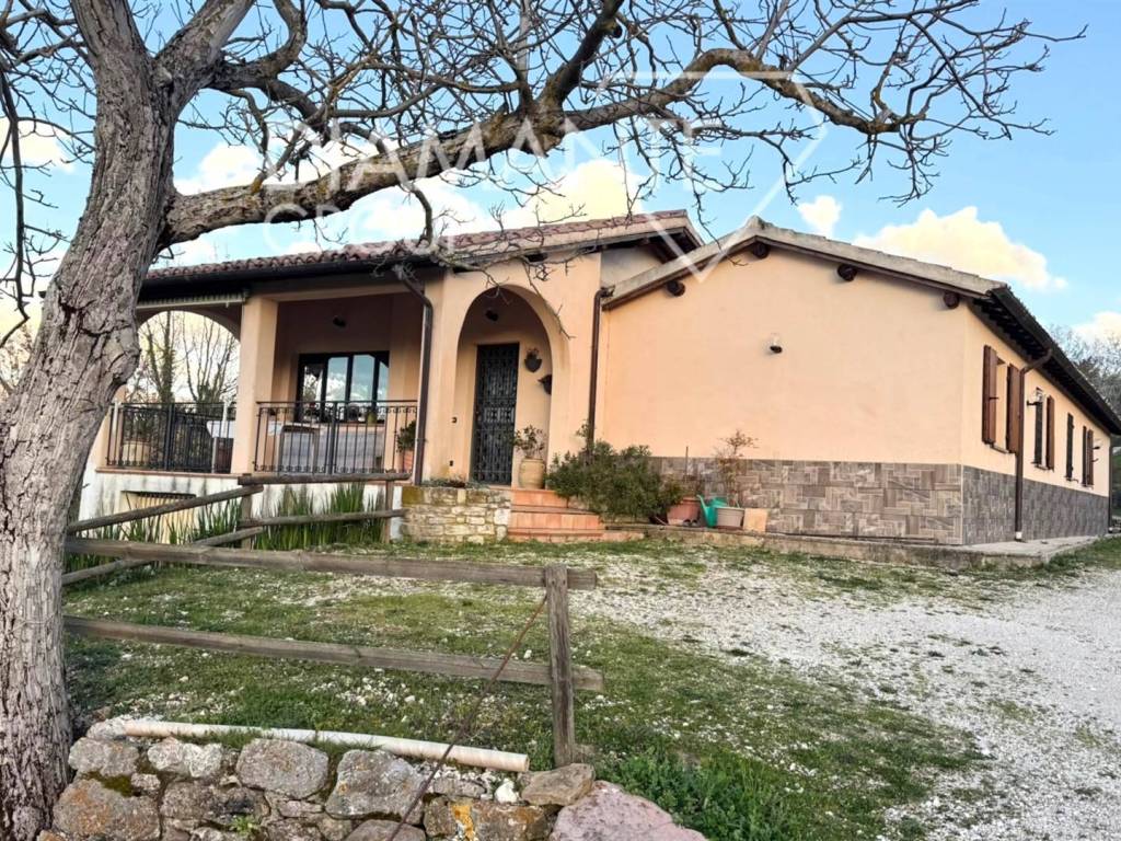 Rustico / casale a Castel ritaldi - Foto 3